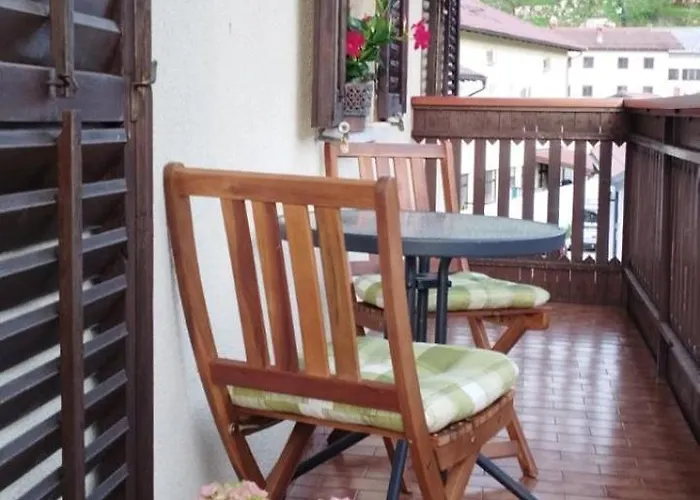 Hisa Lescer Apartament