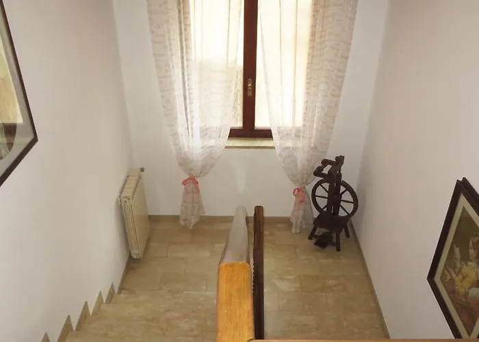 Apartament Hisa Lescer *